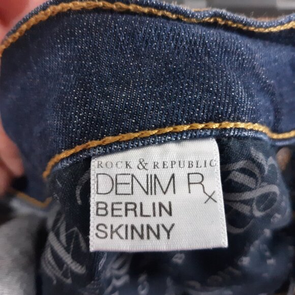Rock & Republic Women's Berlin Skinny Jeans Size 10 Dark Wash Blue Rx Denim. - Picture 10 of 15